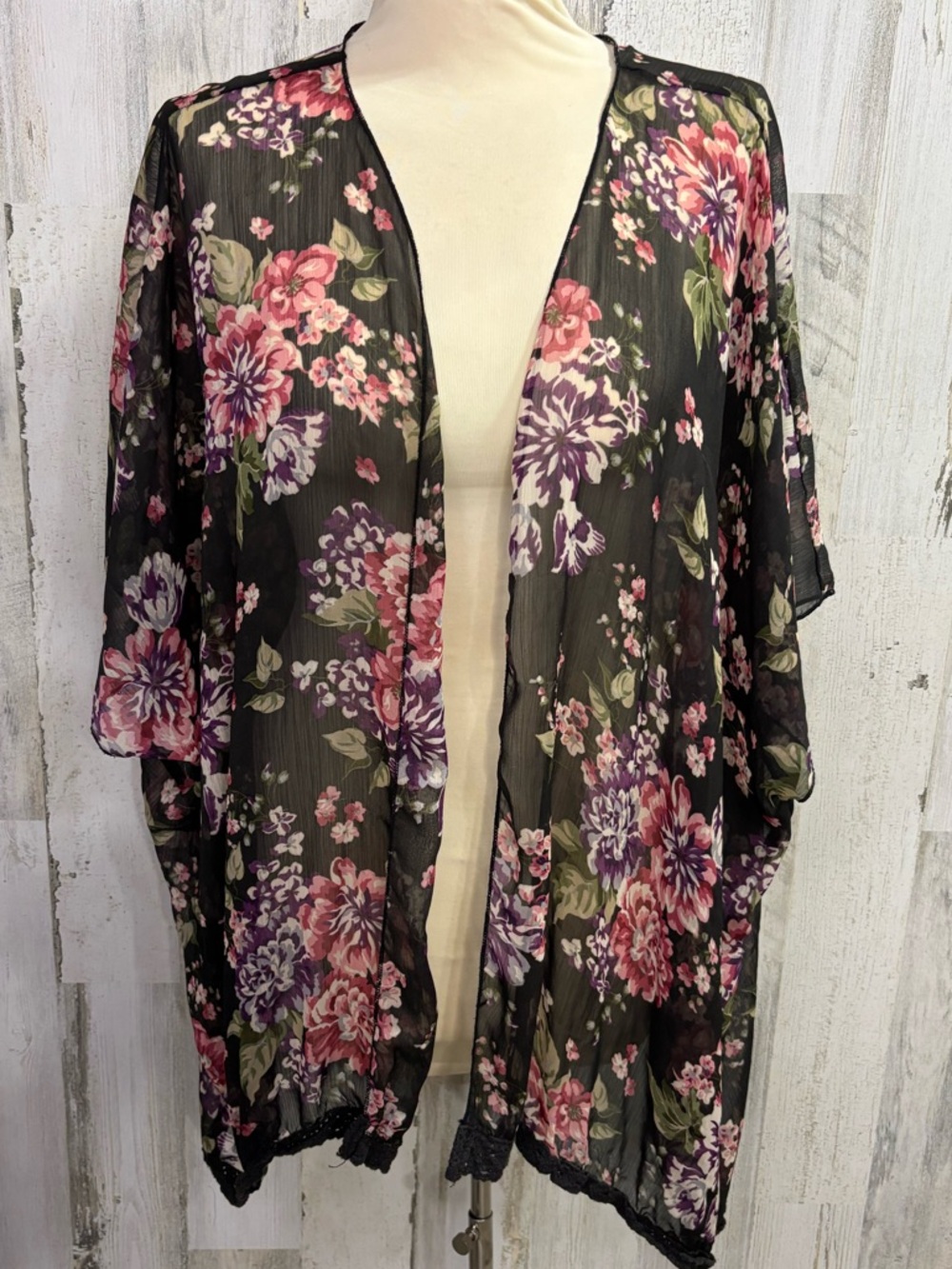 Mason & Mackenzie Floral Sheer Open Front‎ Kimono Jacket
